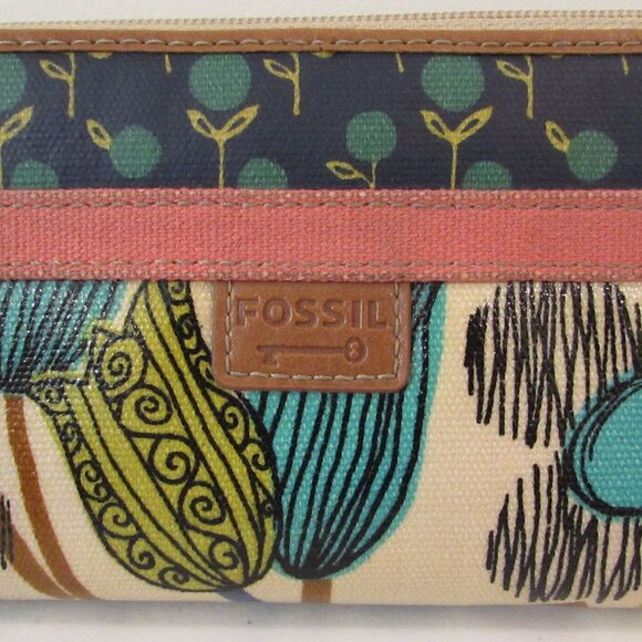 Fossil Key-Per Floral Zip Wallet *FLAW* - Picture 2 of 16